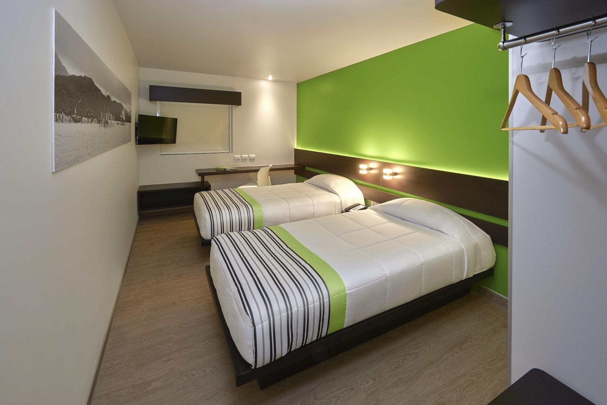 City Express Junior By Marriott Cancun Bagian luar foto