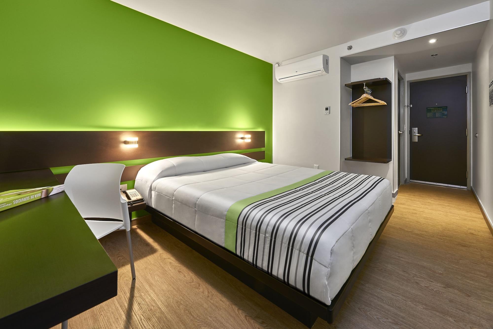 City Express Junior By Marriott Cancun Bagian luar foto