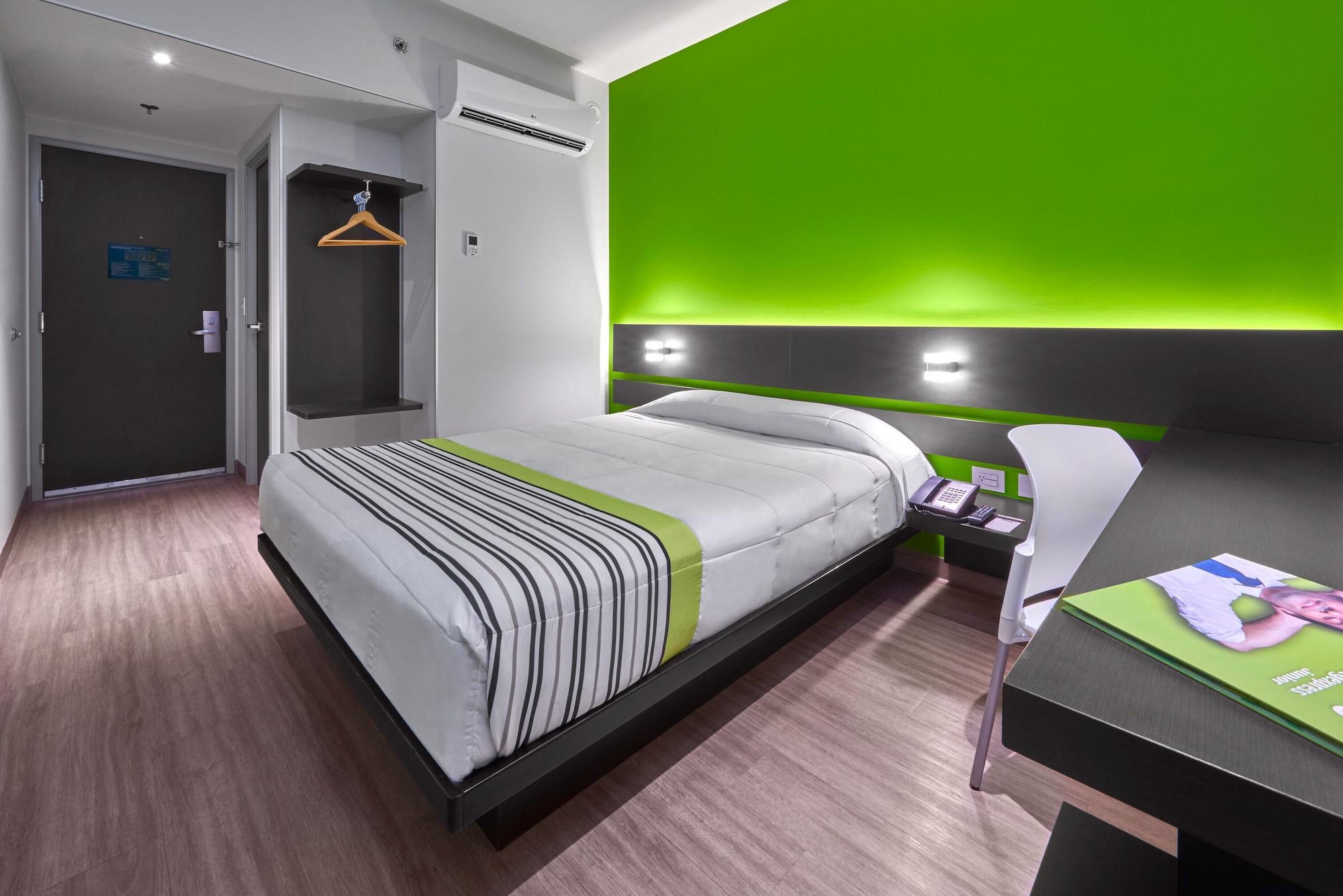 City Express Junior By Marriott Cancun Bagian luar foto