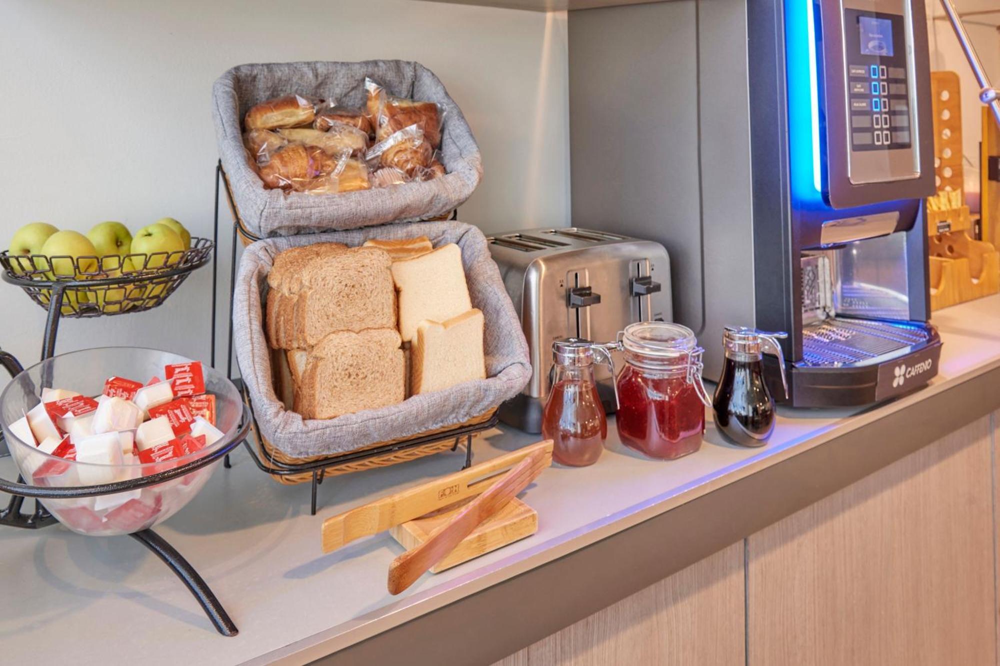 City Express Junior By Marriott Cancun Bagian luar foto